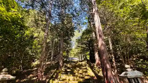 神明神社の建物その他