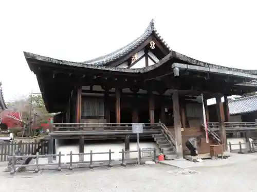 法隆寺の本殿