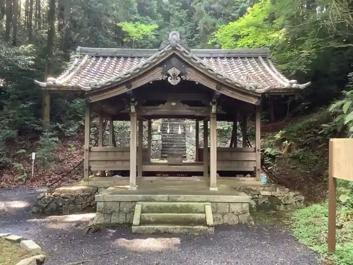 神明神社の本殿・本堂