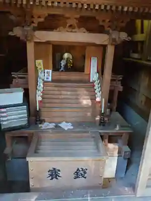 矢背負稲荷神社の本殿・本堂