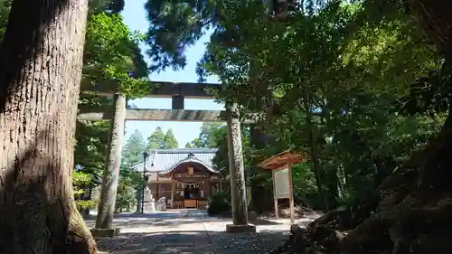 縣神社の鳥居