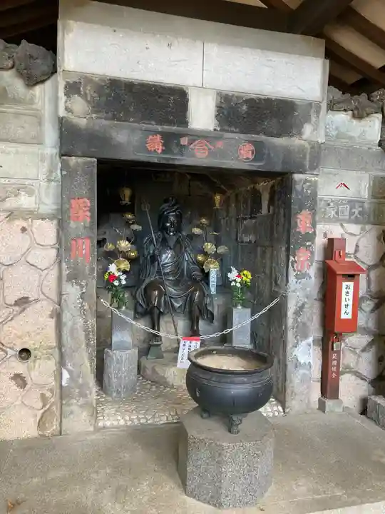 瀧泉寺(目黒不動尊)の仏像