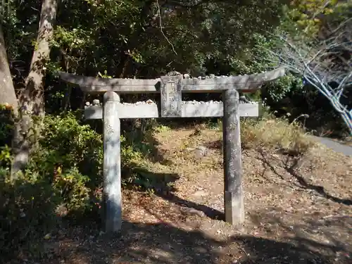 寿ヶ嶽神社の鳥居