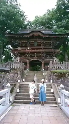 普光寺の山門