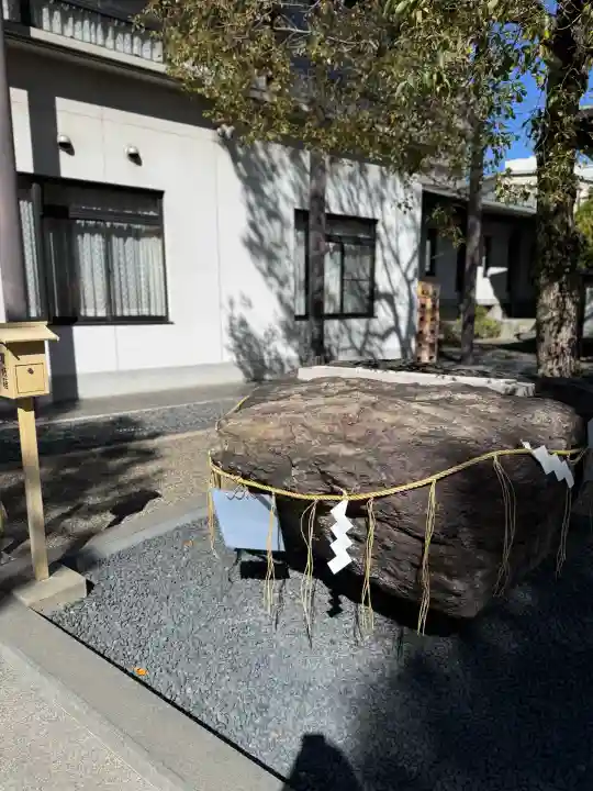 亀戸 香取神社の{uncategorized: "未分類", other: "その他", undefined: "問題あり", building: "その他建物", grave: "お墓", sacred_gate: "鳥居", guardian: "狛犬", statue: "像", buddha: "仏像", history: "歴史", nature: "自然", garden: "庭園", animal: "動物", pagoda: "塔", temizu: "手水舎", mountain_gate: "山門・神門", sanctuary: "本殿・本堂", subordinate: "末社・摂社", art: "芸術", scenery: "景色", jizo: "地蔵", ema: "絵馬", goshuin: "御朱印", omikuji: "おみくじ", items: "授与品その他", amulet: "お守り", goshuincho: "御朱印帳", eats: "食事", festival: "お祭り", votive_dance: "神楽", shichigosan: "七五三参", wedding: "結婚式", experience: "体験その他", initially: "初詣", around: "周辺", anti_infection: "感染症対策"}