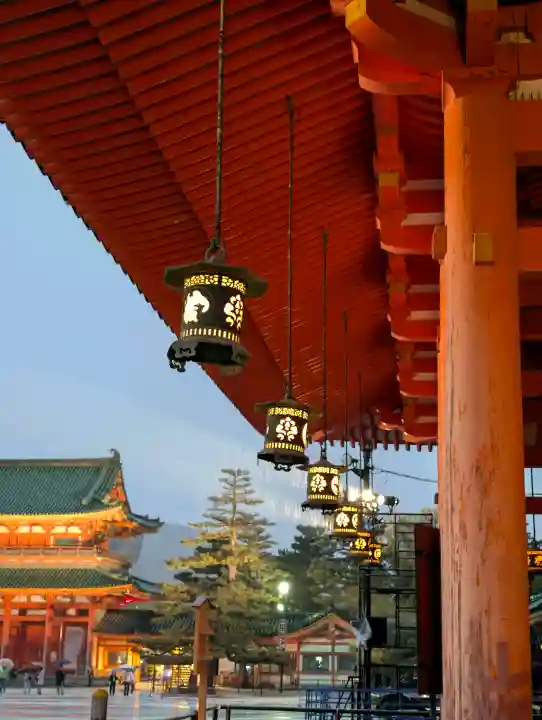 平安神宮の{uncategorized: "未分類", other: "その他", undefined: "問題あり", building: "その他建物", grave: "お墓", sacred_gate: "鳥居", guardian: "狛犬", statue: "像", buddha: "仏像", history: "歴史", nature: "自然", garden: "庭園", animal: "動物", pagoda: "塔", temizu: "手水舎", mountain_gate: "山門・神門", sanctuary: "本殿・本堂", subordinate: "末社・摂社", art: "芸術", scenery: "景色", jizo: "地蔵", ema: "絵馬", goshuin: "御朱印", omikuji: "おみくじ", items: "授与品その他", amulet: "お守り", goshuincho: "御朱印帳", eats: "食事", festival: "お祭り", votive_dance: "神楽", shichigosan: "七五三参", wedding: "結婚式", experience: "体験その他", initially: "初詣", around: "周辺", anti_infection: "感染症対策"}