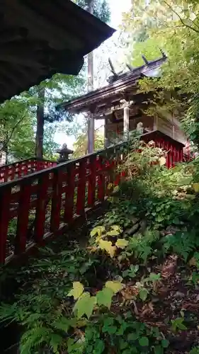 中野神社の本殿・本堂