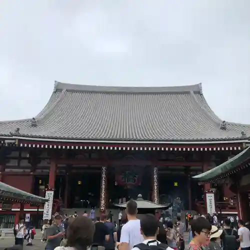 浅草寺の本殿・本堂