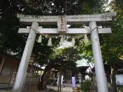 稲荷神社の鳥居