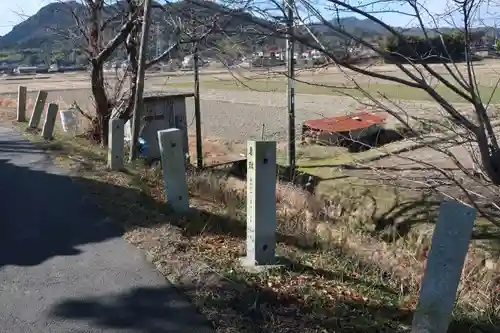 兼沢水神社の建物その他