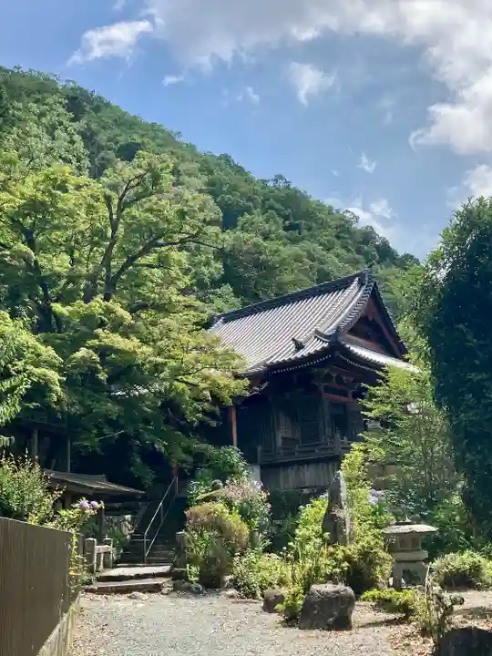 金常寺大石不動院の本殿・本堂