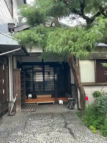 信光寺の{uncategorized: "未分類", other: "その他", undefined: "問題あり", building: "その他建物", grave: "お墓", sacred_gate: "鳥居", guardian: "狛犬", statue: "像", buddha: "仏像", history: "歴史", nature: "自然", garden: "庭園", animal: "動物", pagoda: "塔", temizu: "手水舎", mountain_gate: "山門・神門", sanctuary: "本殿・本堂", subordinate: "末社・摂社", art: "芸術", scenery: "景色", jizo: "地蔵", ema: "絵馬", goshuin: "御朱印", omikuji: "おみくじ", items: "授与品その他", amulet: "お守り", goshuincho: "御朱印帳", eats: "食事", festival: "お祭り", votive_dance: "神楽", shichigosan: "七五三参", wedding: "結婚式", experience: "体験その他", initially: "初詣", around: "周辺", anti_infection: "感染症対策"}