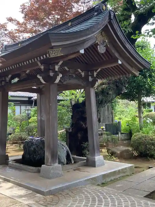 妙楽寺の手水舎