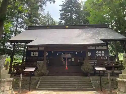 山家神社の本殿・本堂