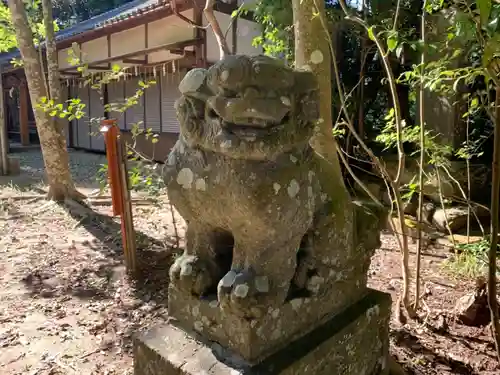 豊榮神社の狛犬