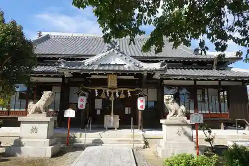 市軸稲荷神社の本殿・本堂