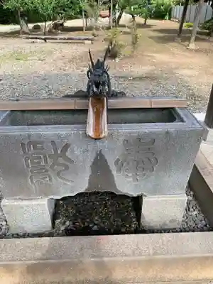 女化神社の手水舎