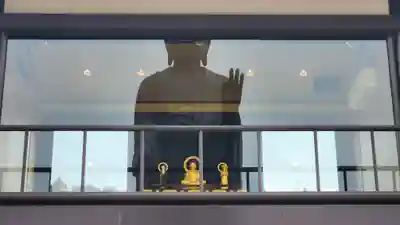 東本願寺本廟 牛久浄苑（牛久大仏）の仏像