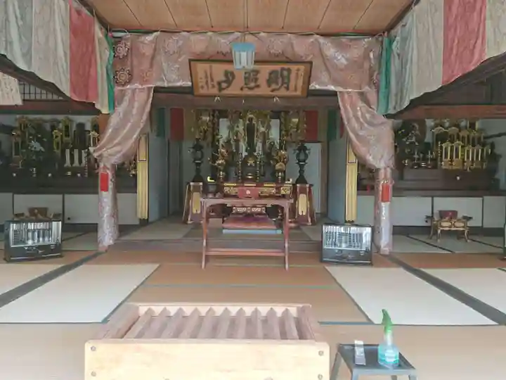 東光寺の本殿・本堂