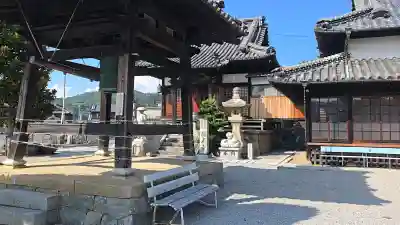 薬師院願成寺の{uncategorized: "未分類", other: "その他", undefined: "問題あり", building: "その他建物", grave: "お墓", sacred_gate: "鳥居", guardian: "狛犬", statue: "像", buddha: "仏像", history: "歴史", nature: "自然", garden: "庭園", animal: "動物", pagoda: "塔", temizu: "手水舎", mountain_gate: "山門・神門", sanctuary: "本殿・本堂", subordinate: "末社・摂社", art: "芸術", scenery: "景色", jizo: "地蔵", ema: "絵馬", goshuin: "御朱印", omikuji: "おみくじ", items: "授与品その他", amulet: "お守り", goshuincho: "御朱印帳", eats: "食事", festival: "お祭り", votive_dance: "神楽", shichigosan: "七五三参", wedding: "結婚式", experience: "体験その他", initially: "初詣", around: "周辺", anti_infection: "感染症対策"}
