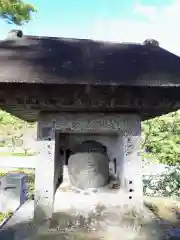 千貫石神社の建物その他