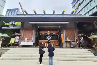 芝大神宮の{uncategorized: "未分類", other: "その他", undefined: "問題あり", building: "その他建物", grave: "お墓", sacred_gate: "鳥居", guardian: "狛犬", statue: "像", buddha: "仏像", history: "歴史", nature: "自然", garden: "庭園", animal: "動物", pagoda: "塔", temizu: "手水舎", mountain_gate: "山門・神門", sanctuary: "本殿・本堂", subordinate: "末社・摂社", art: "芸術", scenery: "景色", jizo: "地蔵", ema: "絵馬", goshuin: "御朱印", omikuji: "おみくじ", items: "授与品その他", amulet: "お守り", goshuincho: "御朱印帳", eats: "食事", festival: "お祭り", votive_dance: "神楽", shichigosan: "七五三参", wedding: "結婚式", experience: "体験その他", initially: "初詣", around: "周辺", anti_infection: "感染症対策"}