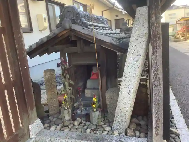 地蔵堂の本殿・本堂