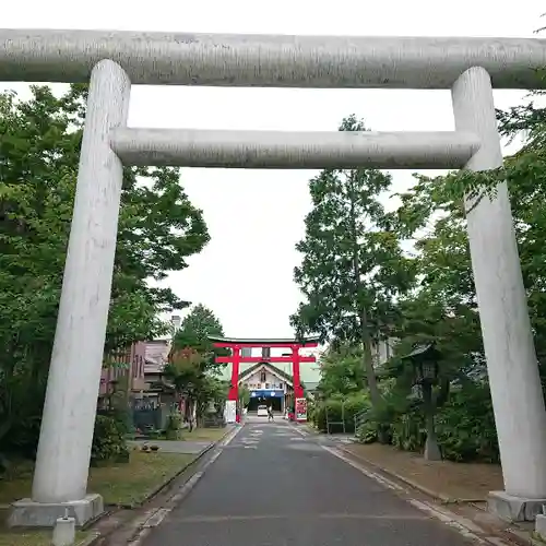 善知鳥神社の鳥居