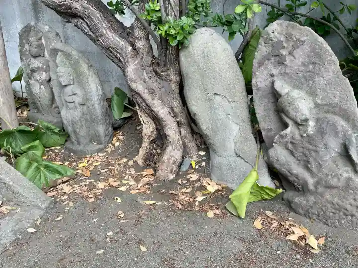 南下町浜之町 双体道祖神(神奈川県)