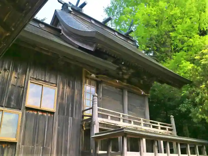 石見神社の本殿・本堂