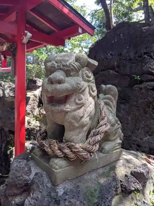 稲荷神社の狛犬