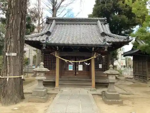 栗原氷川神社の{uncategorized: "未分類", other: "その他", undefined: "問題あり", building: "その他建物", grave: "お墓", sacred_gate: "鳥居", guardian: "狛犬", statue: "像", buddha: "仏像", history: "歴史", nature: "自然", garden: "庭園", animal: "動物", pagoda: "塔", temizu: "手水舎", mountain_gate: "山門・神門", sanctuary: "本殿・本堂", subordinate: "末社・摂社", art: "芸術", scenery: "景色", jizo: "地蔵", ema: "絵馬", goshuin: "御朱印", omikuji: "おみくじ", items: "授与品その他", amulet: "お守り", goshuincho: "御朱印帳", eats: "食事", festival: "お祭り", votive_dance: "神楽", shichigosan: "七五三参", wedding: "結婚式", experience: "体験その他", initially: "初詣", around: "周辺", anti_infection: "感染症対策"}