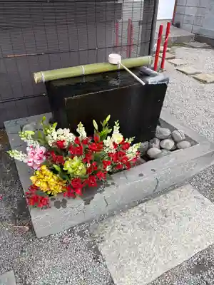 上尾御嶽神社の手水舎