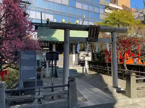 神田神社（神田明神）の{uncategorized: "未分類", other: "その他", undefined: "問題あり", building: "その他建物", grave: "お墓", sacred_gate: "鳥居", guardian: "狛犬", statue: "像", buddha: "仏像", history: "歴史", nature: "自然", garden: "庭園", animal: "動物", pagoda: "塔", temizu: "手水舎", mountain_gate: "山門・神門", sanctuary: "本殿・本堂", subordinate: "末社・摂社", art: "芸術", scenery: "景色", jizo: "地蔵", ema: "絵馬", goshuin: "御朱印", omikuji: "おみくじ", items: "授与品その他", amulet: "お守り", goshuincho: "御朱印帳", eats: "食事", festival: "お祭り", votive_dance: "神楽", shichigosan: "七五三参", wedding: "結婚式", experience: "体験その他", initially: "初詣", around: "周辺", anti_infection: "感染症対策"}