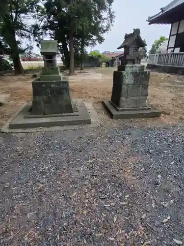 諏訪神社の末社