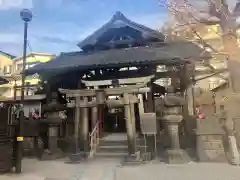 被官稲荷神社の建物その他