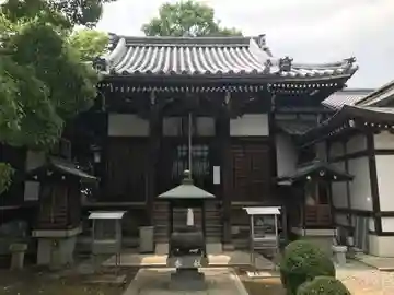 長法寺の本殿・本堂