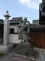 金蓮院の像