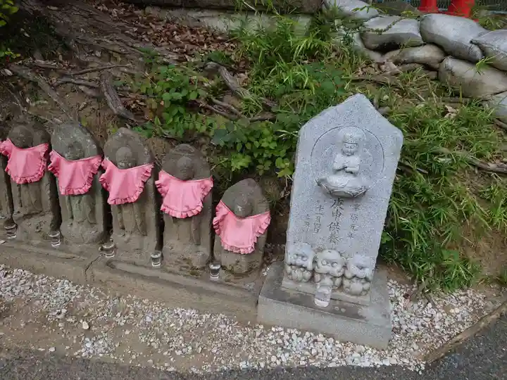 春日神社の地蔵