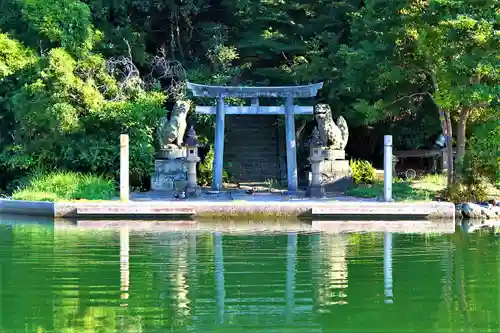 手間天神社の鳥居