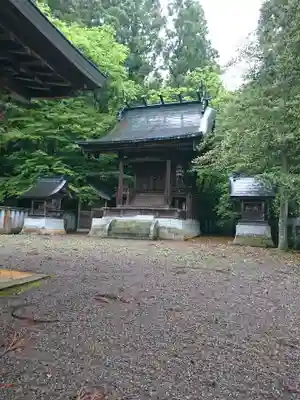 岡太神社の本殿・本堂