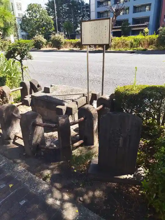 海豊稲荷神社磐井神社境内摂社(東京都)