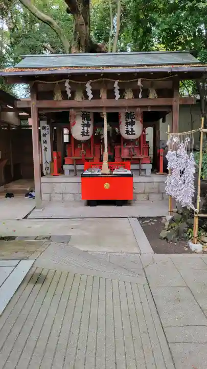 御器所八幡宮の{uncategorized: "未分類", other: "その他", undefined: "問題あり", building: "その他建物", grave: "お墓", sacred_gate: "鳥居", guardian: "狛犬", statue: "像", buddha: "仏像", history: "歴史", nature: "自然", garden: "庭園", animal: "動物", pagoda: "塔", temizu: "手水舎", mountain_gate: "山門・神門", sanctuary: "本殿・本堂", subordinate: "末社・摂社", art: "芸術", scenery: "景色", jizo: "地蔵", ema: "絵馬", goshuin: "御朱印", omikuji: "おみくじ", items: "授与品その他", amulet: "お守り", goshuincho: "御朱印帳", eats: "食事", festival: "お祭り", votive_dance: "神楽", shichigosan: "七五三参", wedding: "結婚式", experience: "体験その他", initially: "初詣", around: "周辺", anti_infection: "感染症対策"}