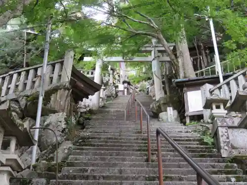 阿賀神社の建物その他