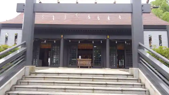 高﨑神社の本殿・本堂