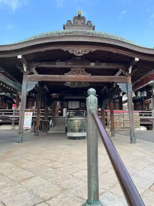中山寺の{uncategorized: "未分類", other: "その他", undefined: "問題あり", building: "その他建物", grave: "お墓", sacred_gate: "鳥居", guardian: "狛犬", statue: "像", buddha: "仏像", history: "歴史", nature: "自然", garden: "庭園", animal: "動物", pagoda: "塔", temizu: "手水舎", mountain_gate: "山門・神門", sanctuary: "本殿・本堂", subordinate: "末社・摂社", art: "芸術", scenery: "景色", jizo: "地蔵", ema: "絵馬", goshuin: "御朱印", omikuji: "おみくじ", items: "授与品その他", amulet: "お守り", goshuincho: "御朱印帳", eats: "食事", festival: "お祭り", votive_dance: "神楽", shichigosan: "七五三参", wedding: "結婚式", experience: "体験その他", initially: "初詣", around: "周辺", anti_infection: "感染症対策"}