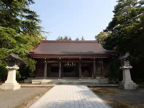 名和神社の本殿