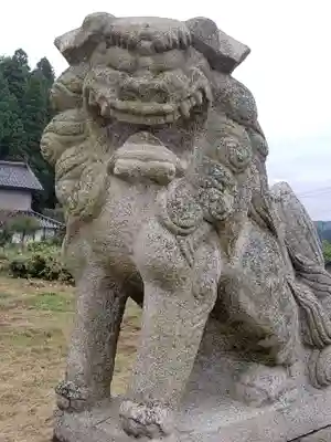 熊野神社の狛犬