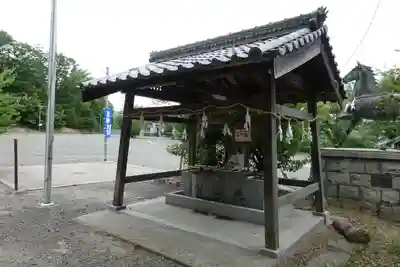 長尾菅原神社の手水舎