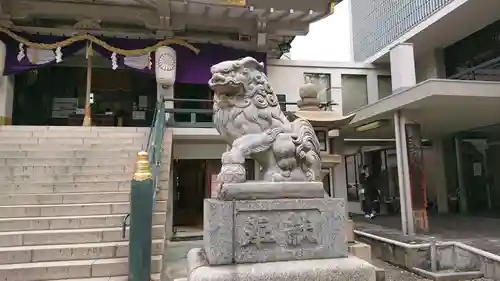 難波神社の狛犬